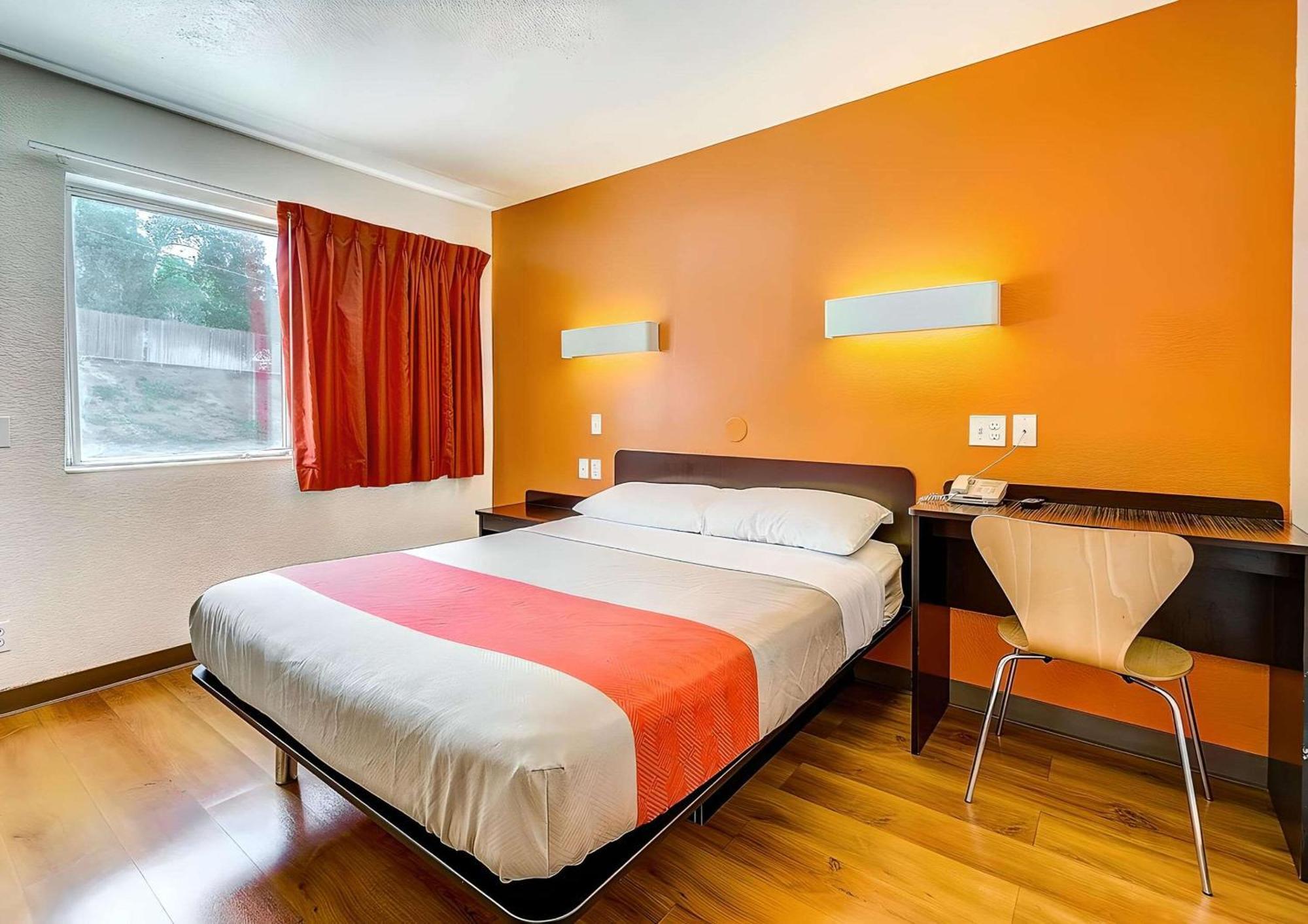 Park Inn By Radisson, Торнтон Экстерьер фото